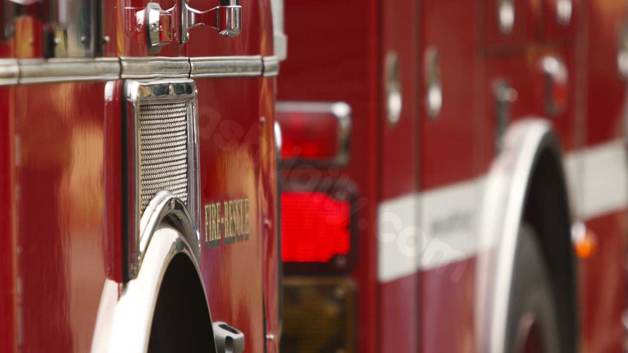 Connecticut firefighter dies in accident battling house fire.