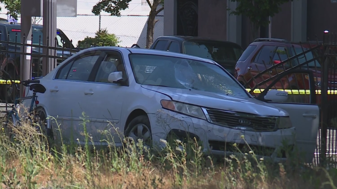 Driver escapes police, hits pedestrians, and crashes stolen vehicle in NW Portland