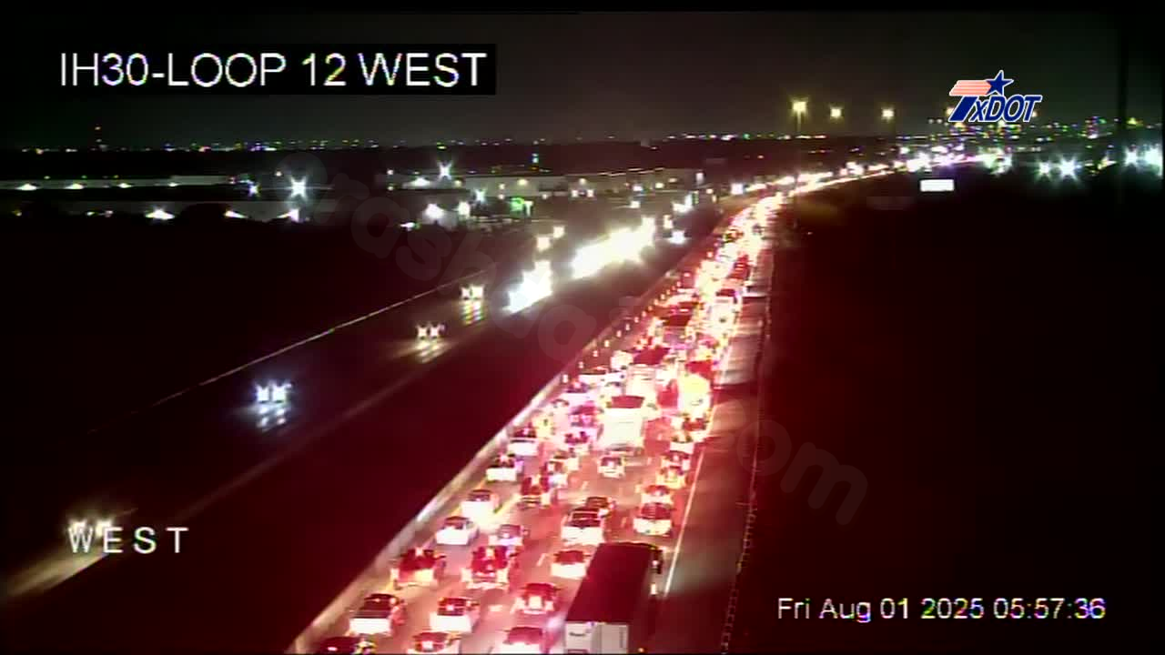 Fatal crash shuts down I-30 in Grand Prairie