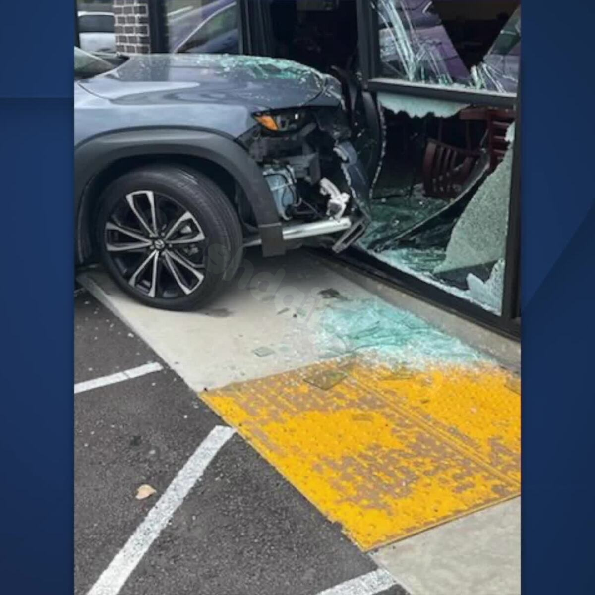 No injuries as car drives through side of Broken Arrow restaurant near workers