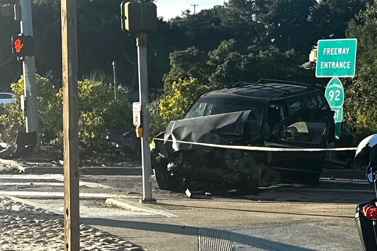 Identification of mother killed in San Mateo crash caused by driver running red light