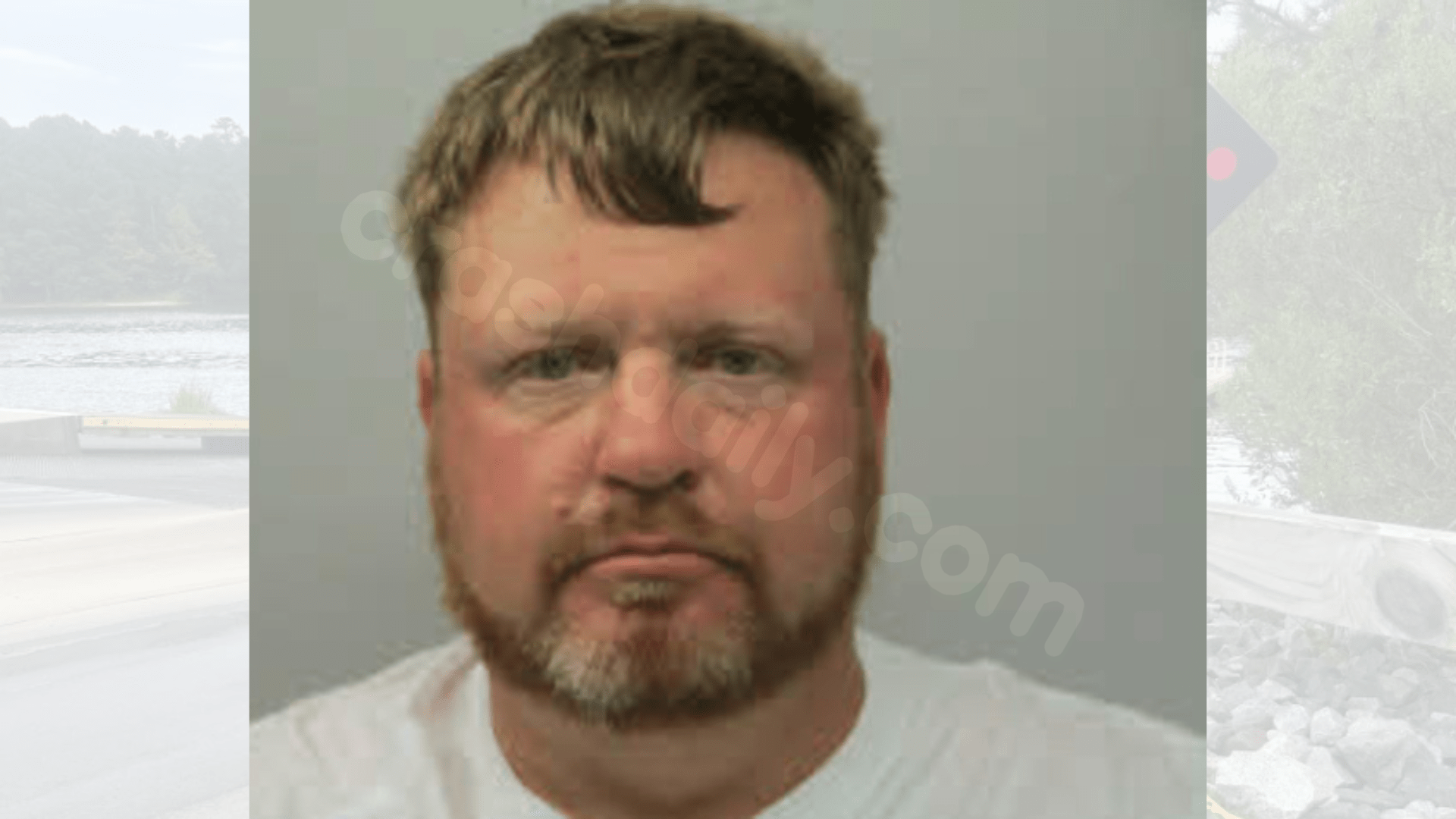 Devastating accident: Drunk boater at Harris Lake crashes, leading to fatal accident.