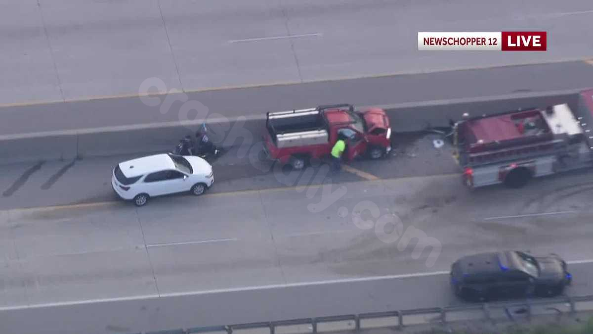 Accident causes delays on I-41/45 in Milwaukee
