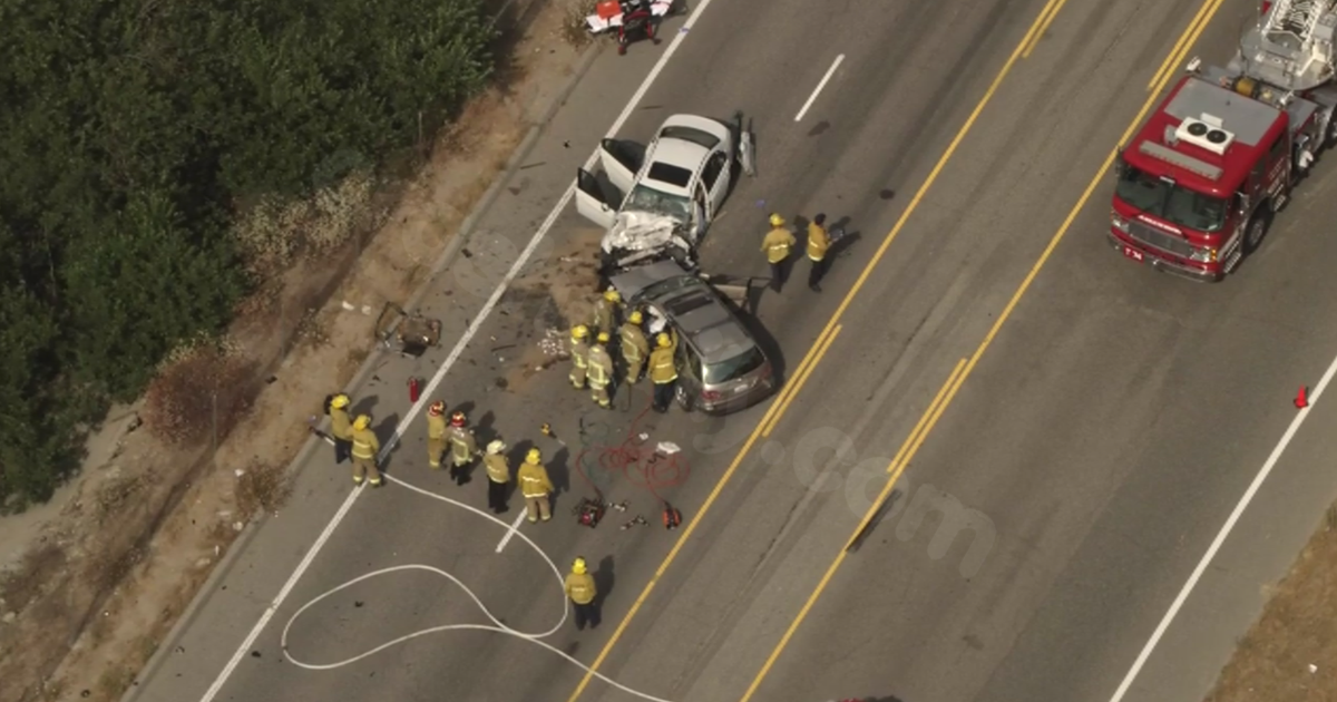 Fatal collision in San Fernando Valley