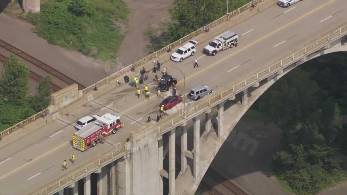 Westinghouse Bridge shut down due to multi-car collision on Tuesday