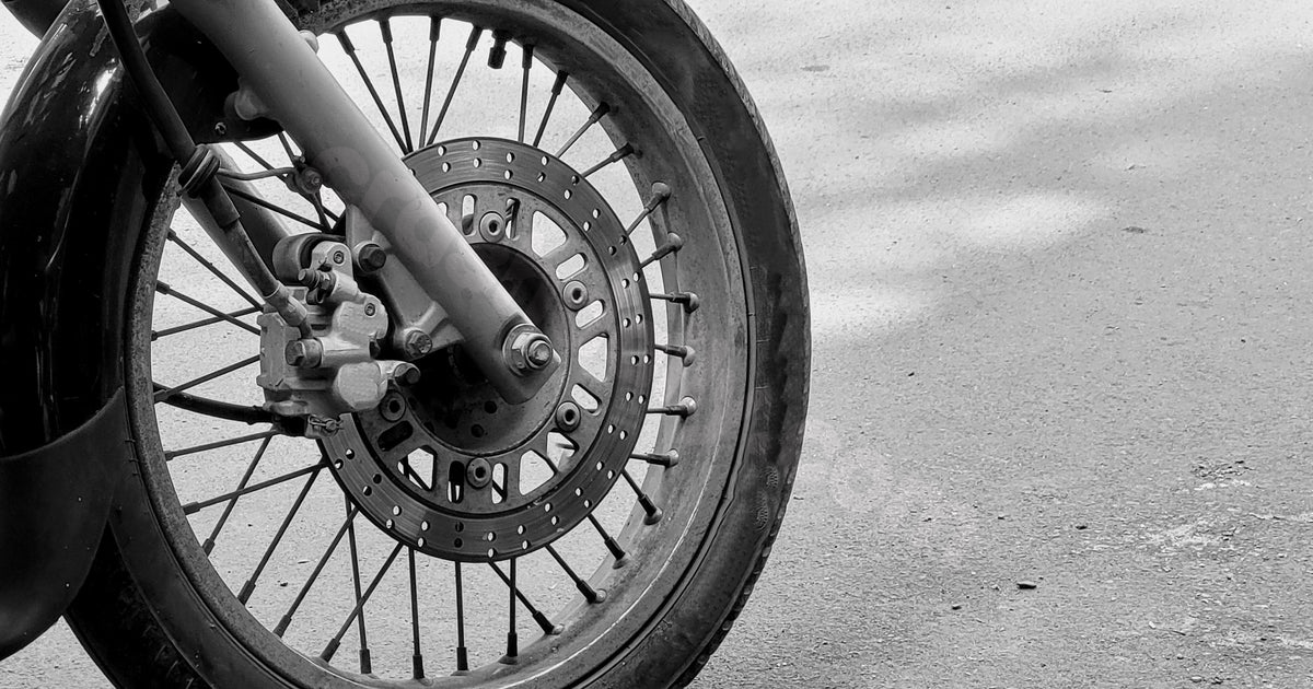 Man runs from Twin Cities motorcycle crash injuring sister, charges allege