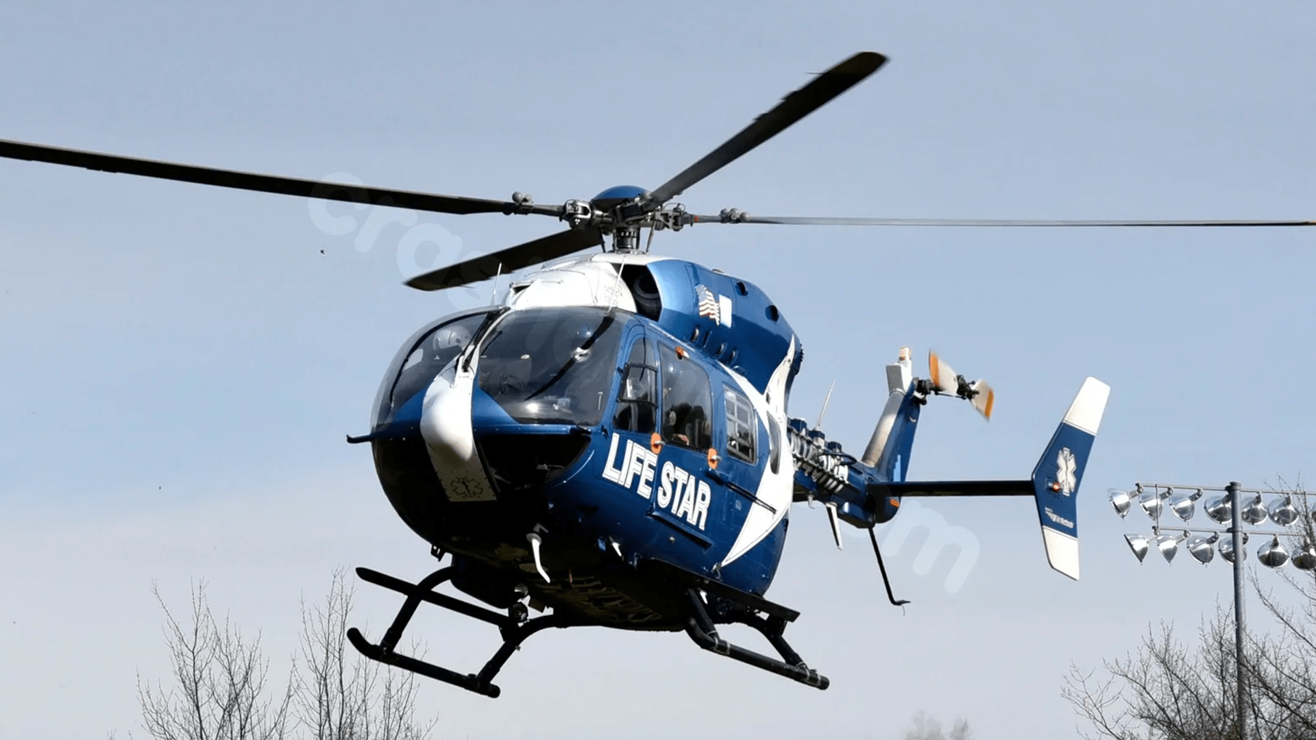 Accident shuts down New Athol Road in Orange