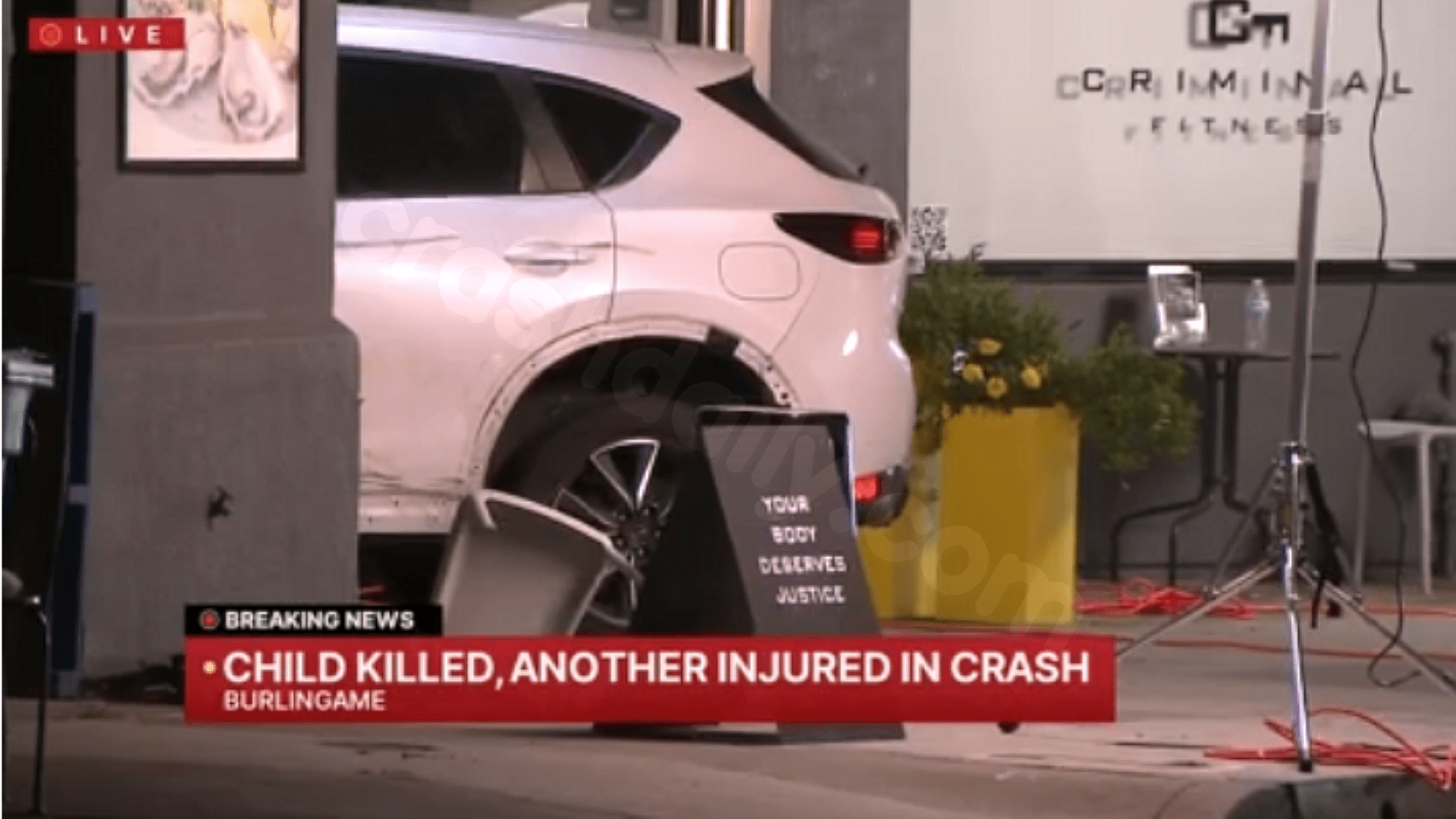 Tragic crash kills boy, injures girl in Burlingame: authorities