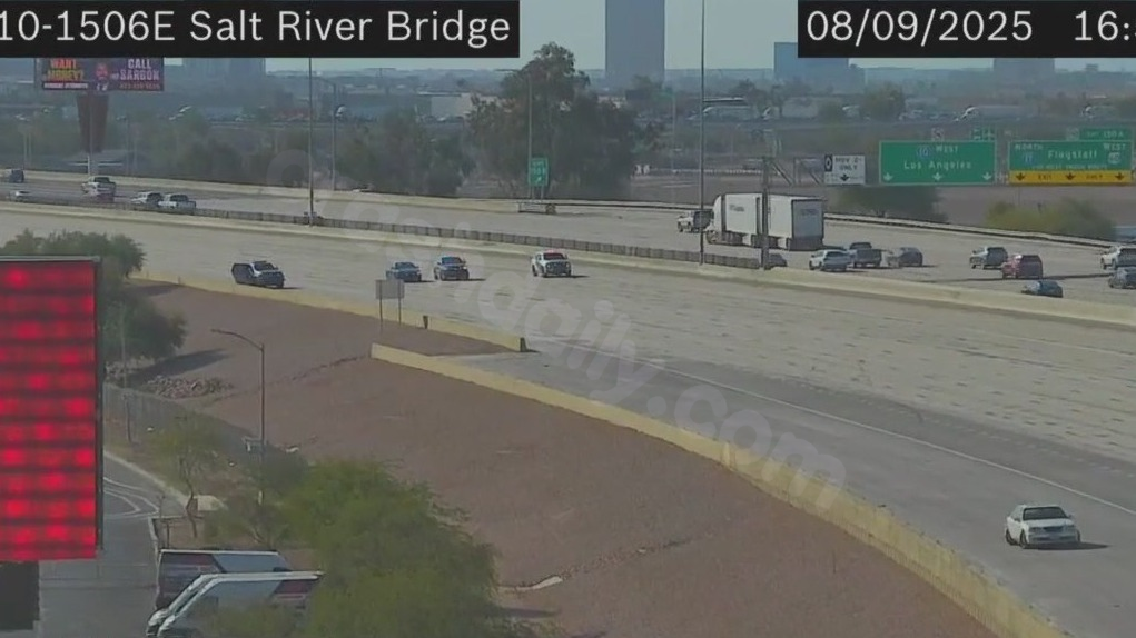 Crash near 24th Street shuts down I-10 EB lanes in Phoenix