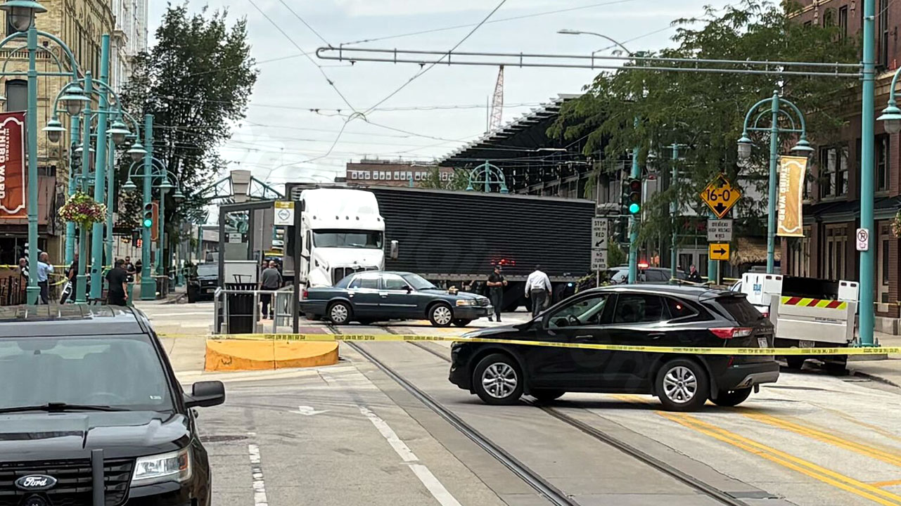 Fatal crash in Milwaukee's Third Ward; 1 fatality