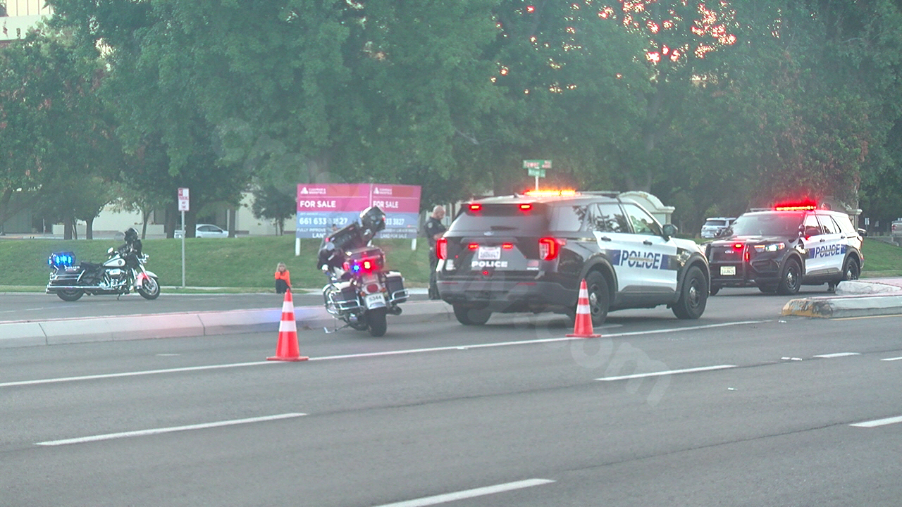 Fatal crash involving cyclist in southwest Bakersfield