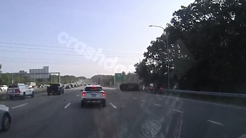 Morning traffic disrupted by rollover accident on I-95 in Warwick