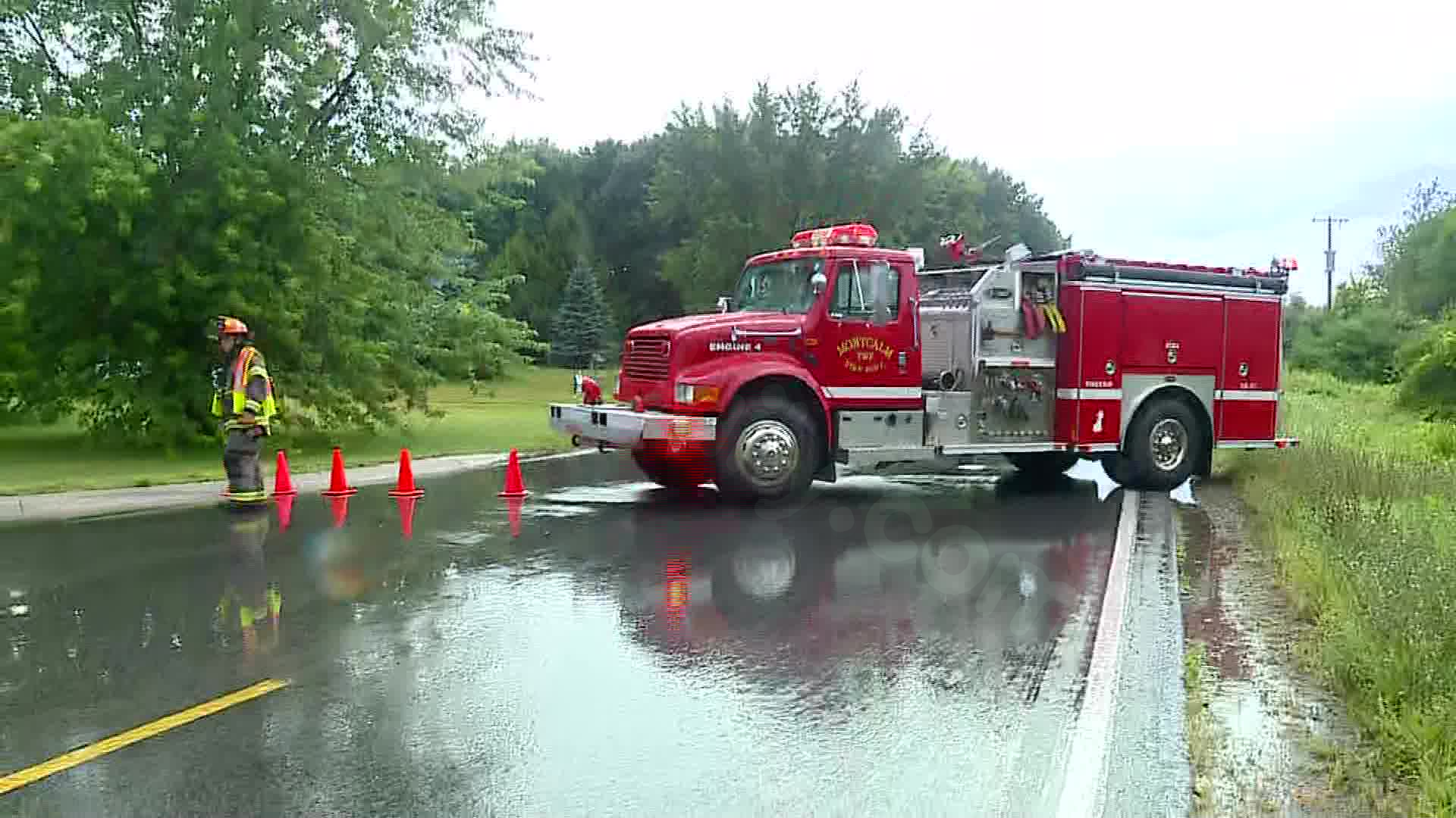 Buggy accident in Greenville injures 5 children, 3 adults.