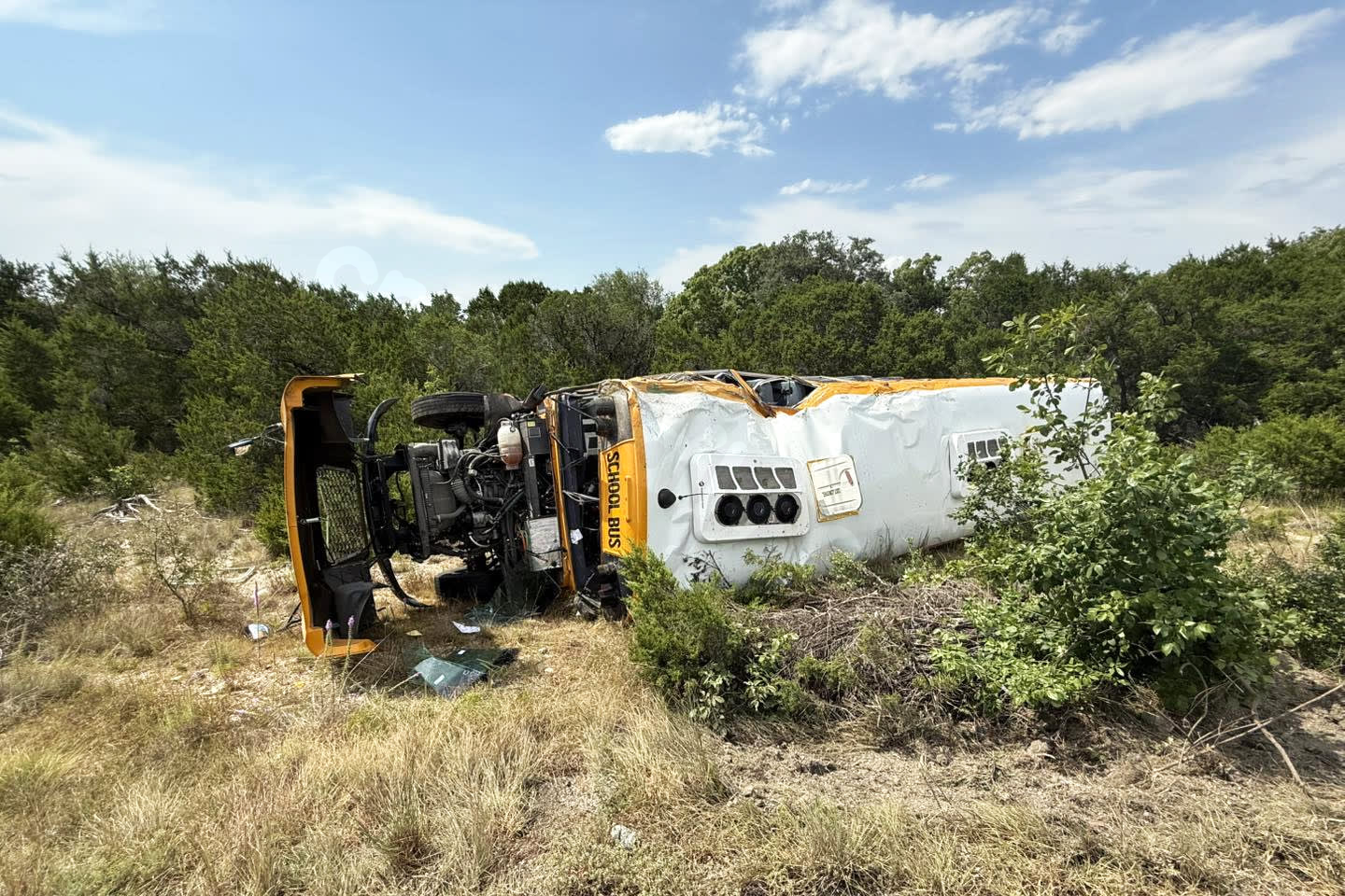 10 people hurt in Texas school bus overturning