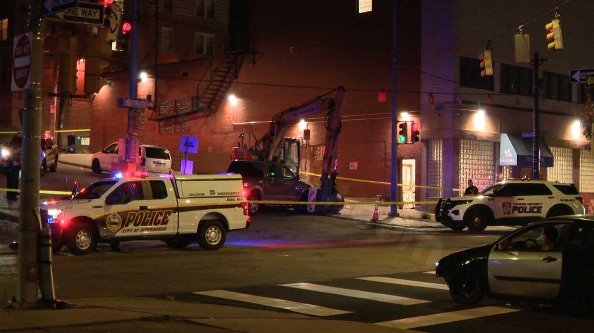 Police probe death of man hit by car in Pittsburgh