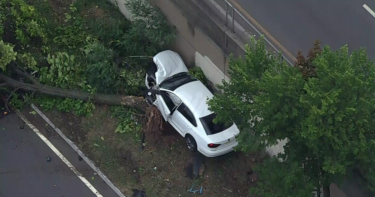 Morning commute delayed by fiery I-280 crash in East Orange, N.J.