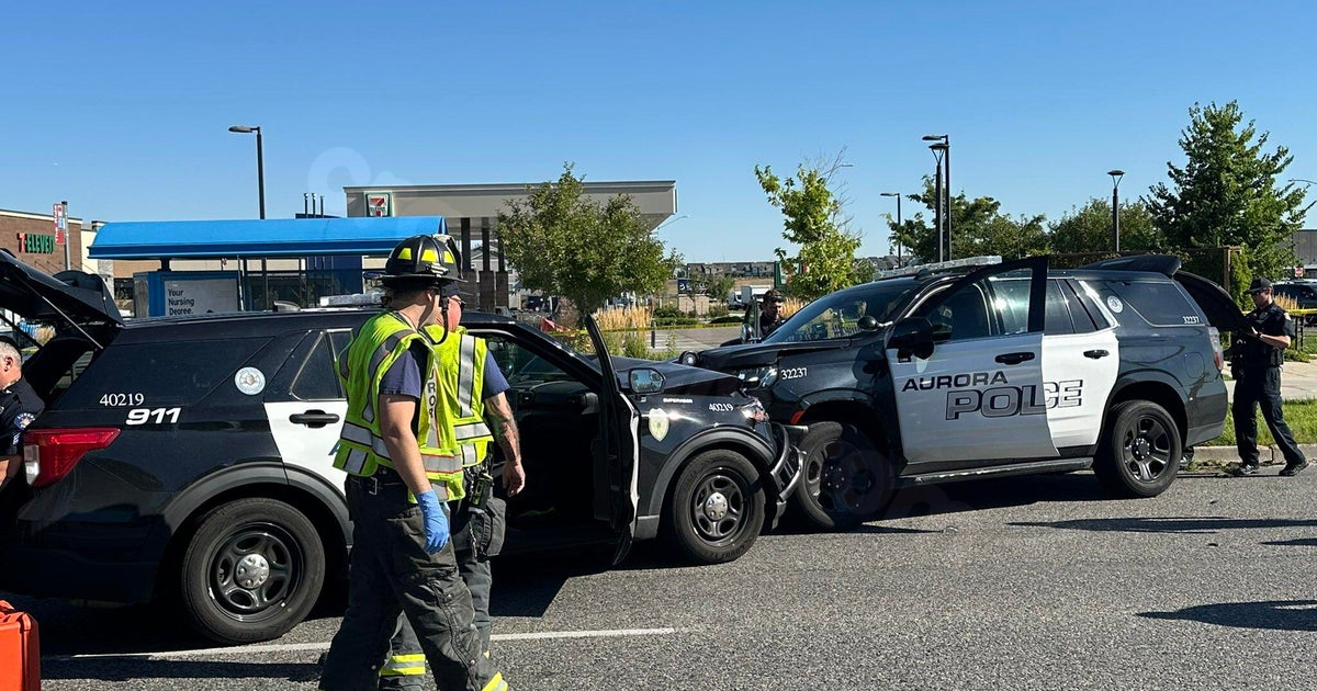 Aurora police intentionally collide with patrol vehicle to apprehend suspect who allegedly stole it