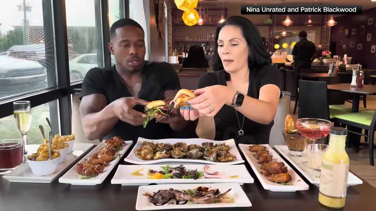 Car crashes into Houston restaurant during influencers' food review shoot