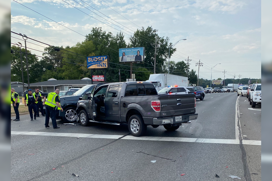 Lanes reopen in Marshall following multi-car crash