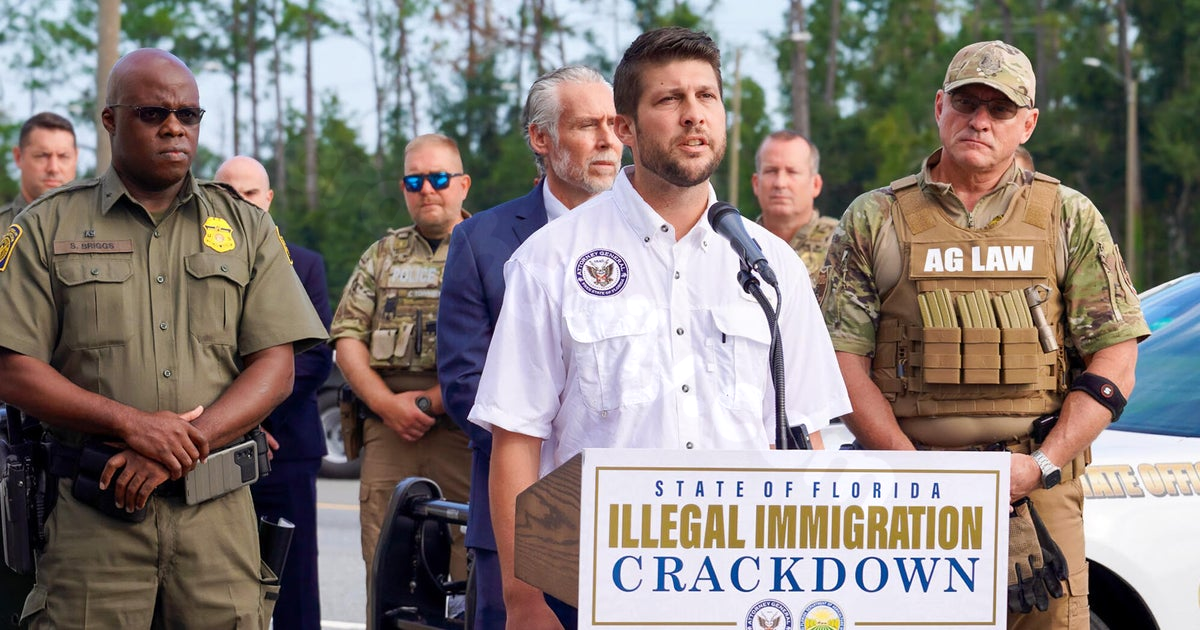 Florida converts truck inspection stations into ICE checkpoints after fatal Turnpike accident