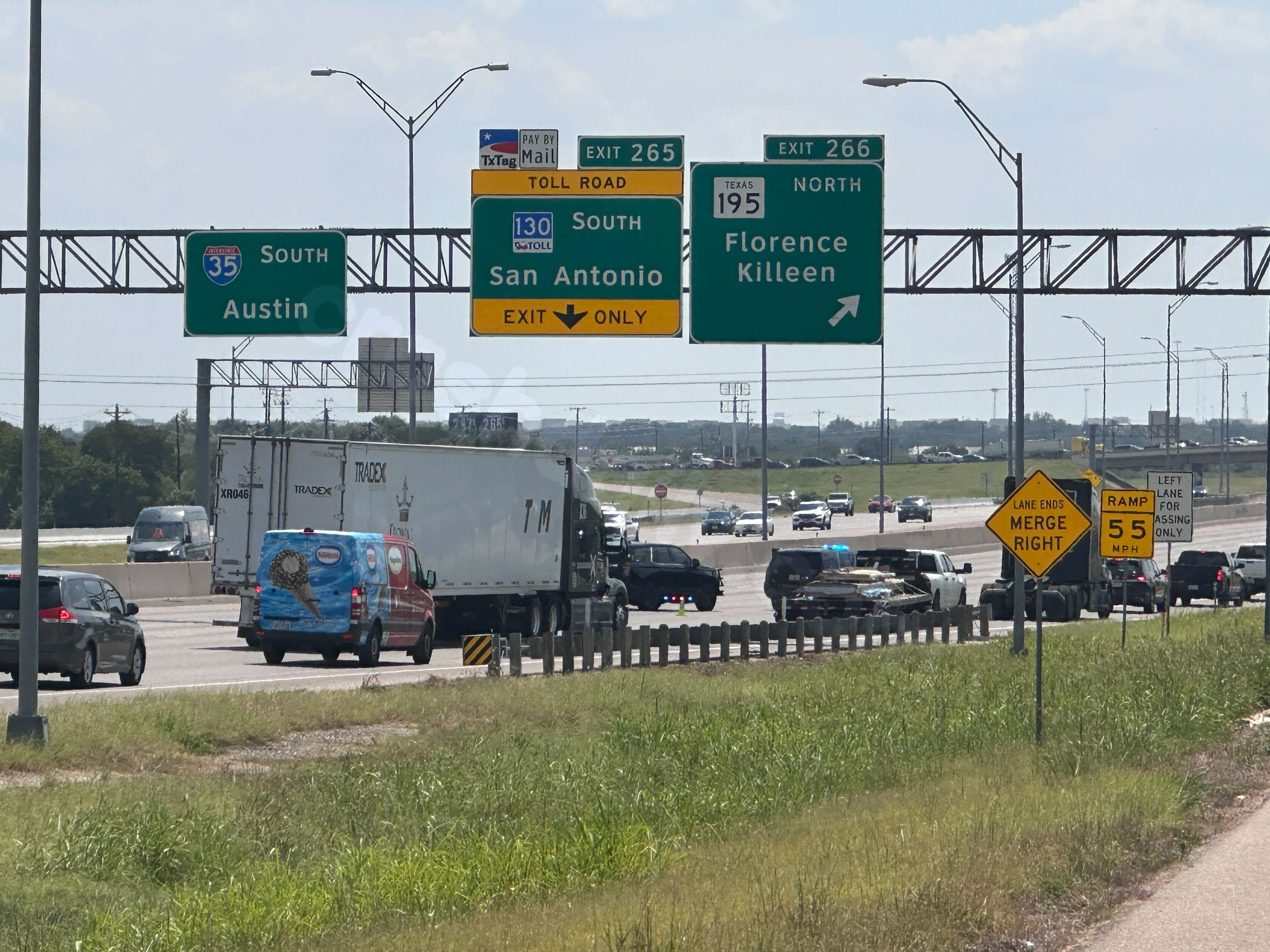 All lanes now clear on I-35 in Georgetown following fatal accident