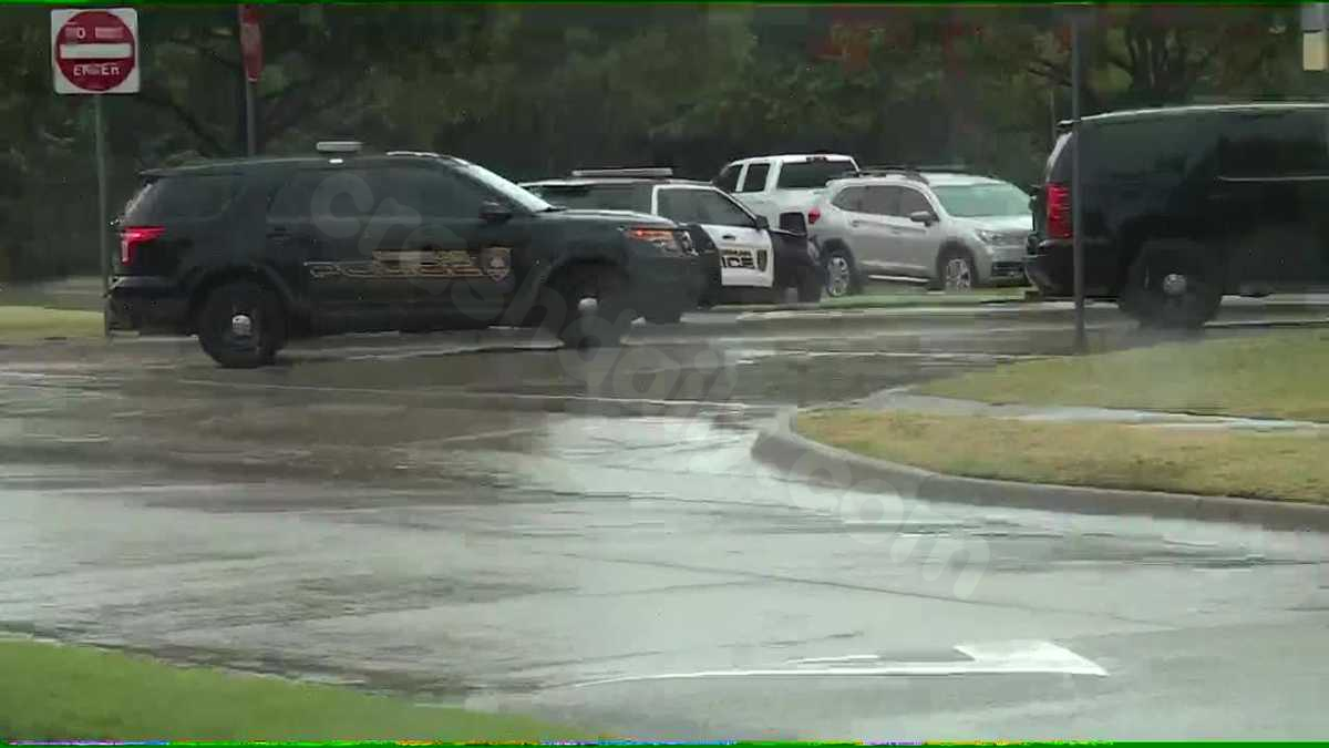 Child hospitalized after struck by car at Norman school drop-off line