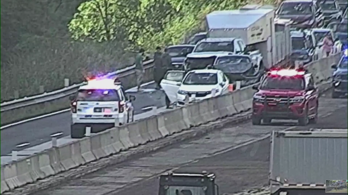 Traffic Alert: Five-vehicle collision on I-77 North