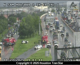 Traffic Advisory: Multiple-vehicle crash on Beltway 8-West results in lane restrictions