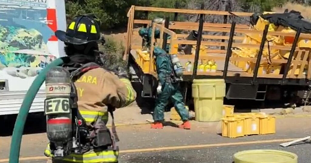Hazmat spill causes lane closures on Highway 280 in Los Altos.