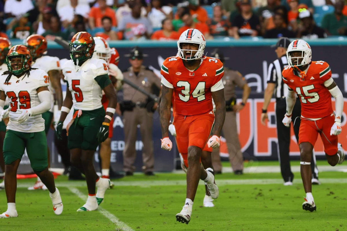 Miami LB Adarius Hayes faces vehicular homicide charges for crash that claimed 3 lives