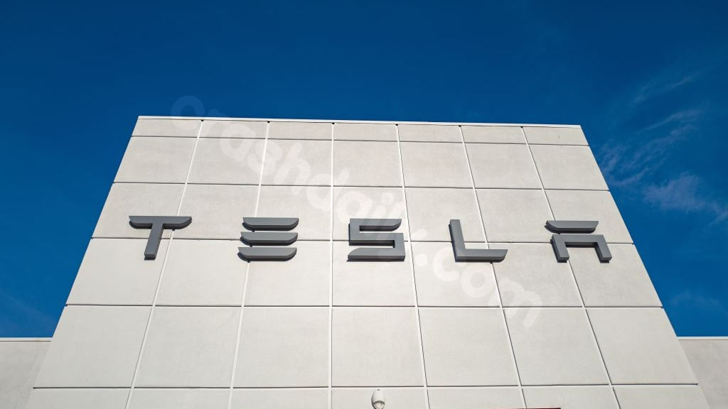 Tesla disputes $243M verdict linking Autopilot to deadly crash