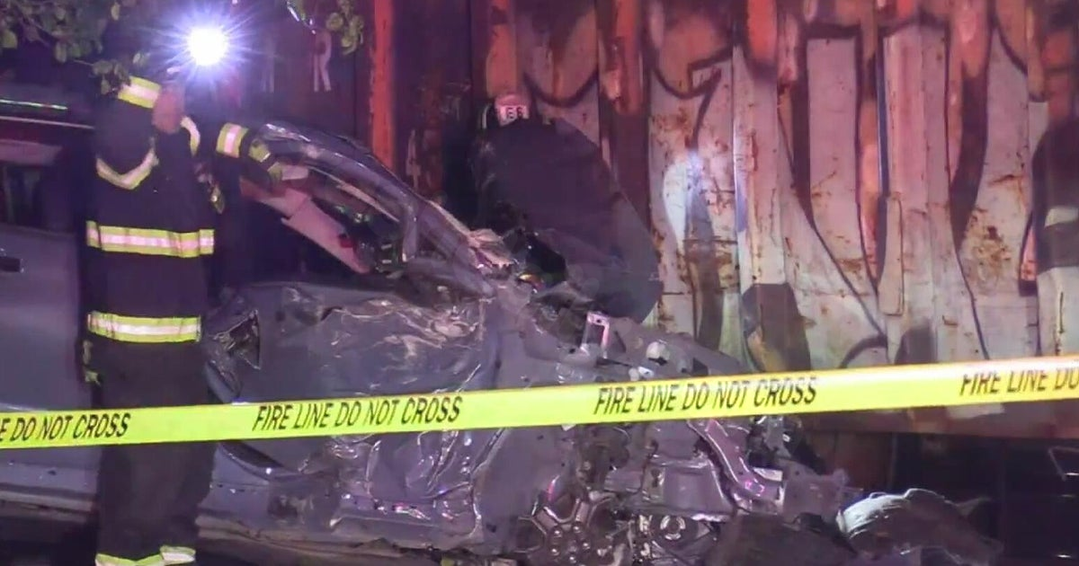 Truck and train collision in Glenview sends driver to the hospital