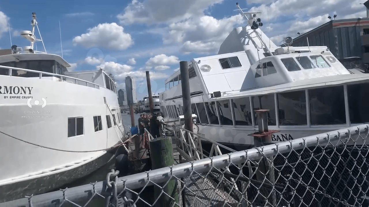 11 injured in East River boating mishap: FDNY