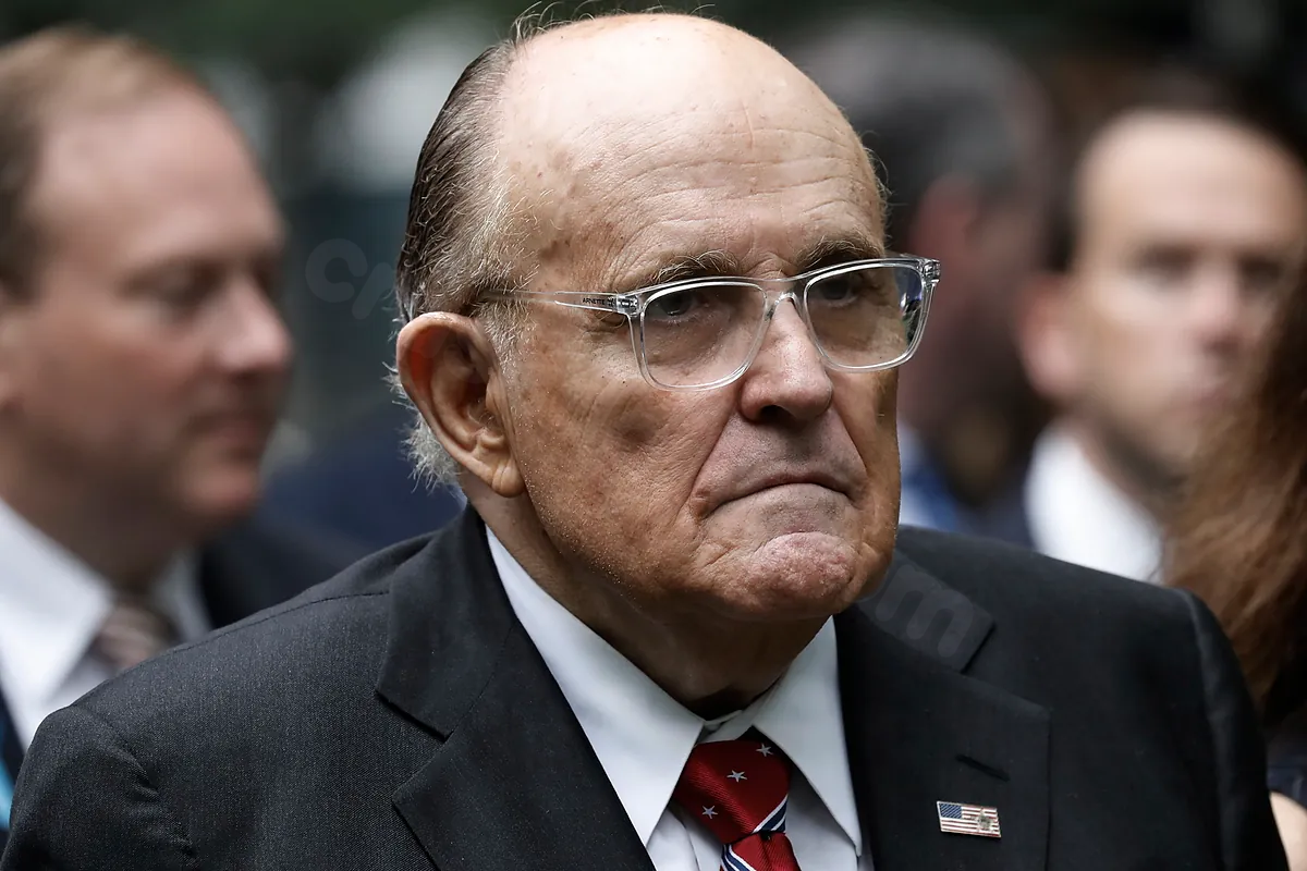 Latest news on Rudy Giuliani's car crash.