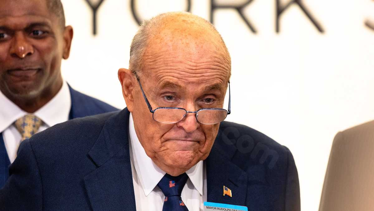 Rudy Giuliani injured in New Hampshire accident after aiding domestic violence victim, spokesperson reports