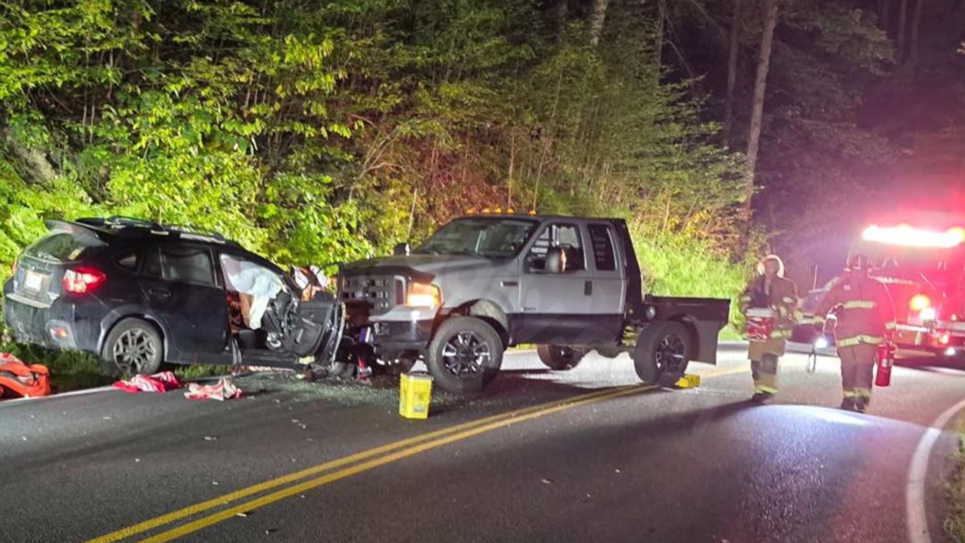 Three people hurt in car accident on Winchester Road in Warwick