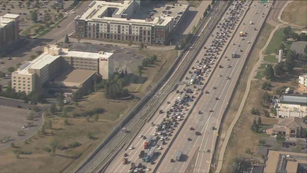 Fatal multi-vehicle crash on southbound I-25 near Lone Tree causes traffic jam