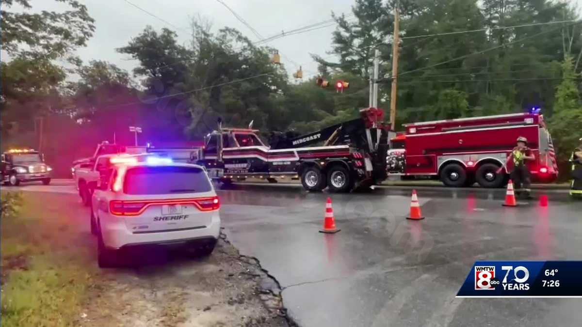 Woolwich's Route 1 reopens post fiery collision