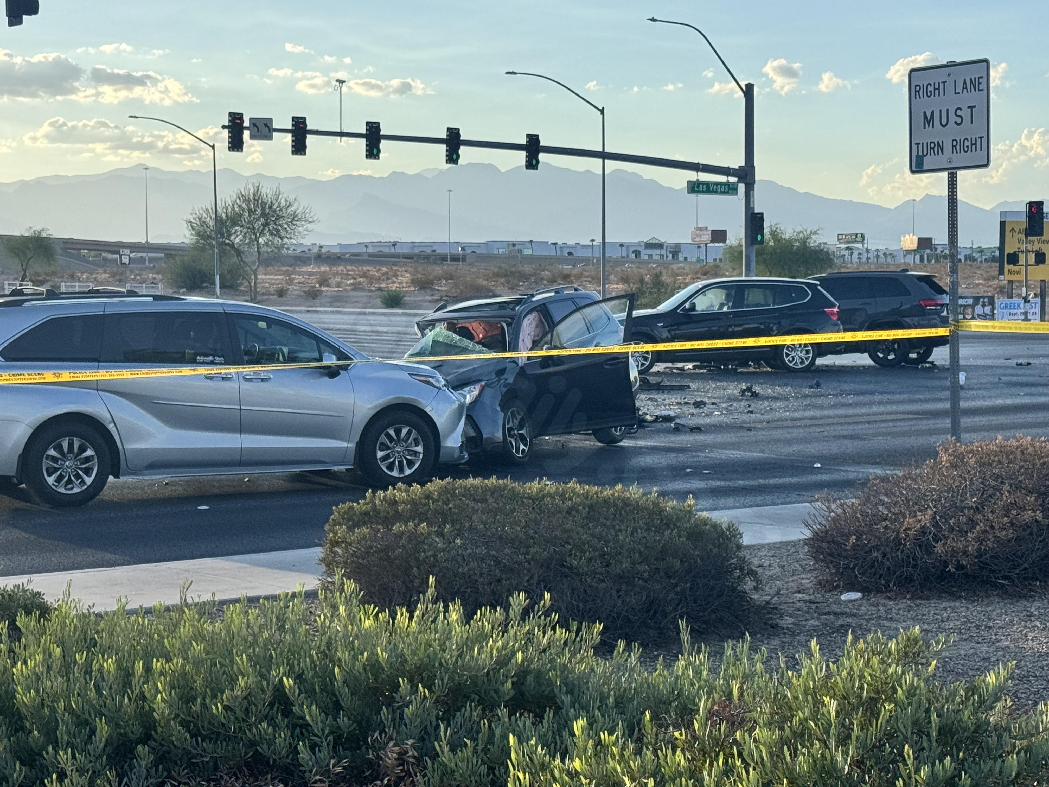 Intersection closed after multiple-car crash in south Las Vegas valley