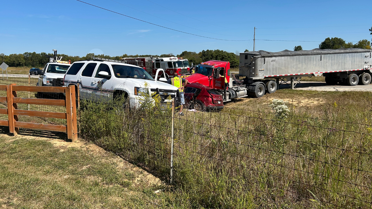 Fatal crash on State Route 32 injures child