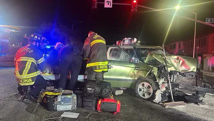 Officials report 3 injured in Fairfield collision