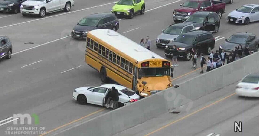 School bus crash on I-35W in Mounds View: No student injuries