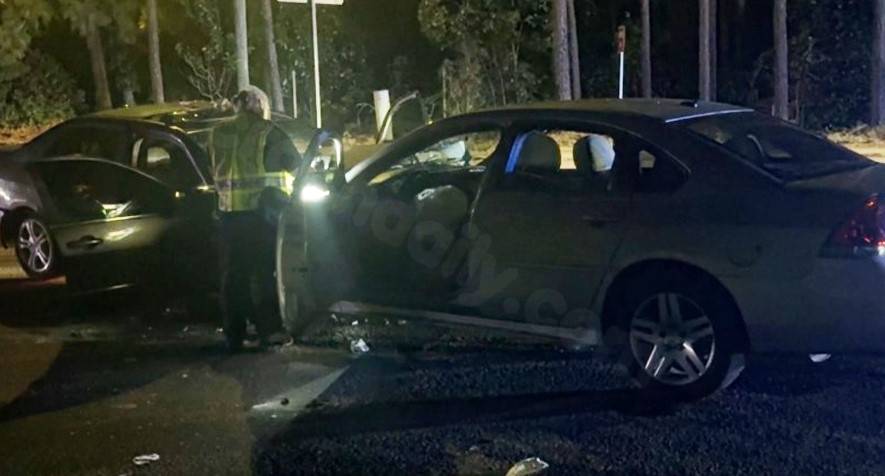 Fatal head-on collision in western Fayetteville injures child and others, driver dies