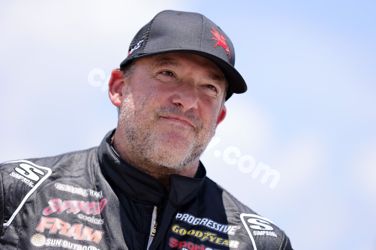 Tony Stewart can't recall many details of frightening NHRA accident