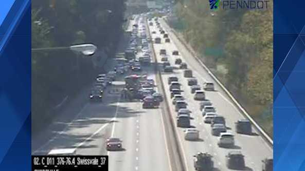 Lane limitations on section of I-376 post multi-car collision