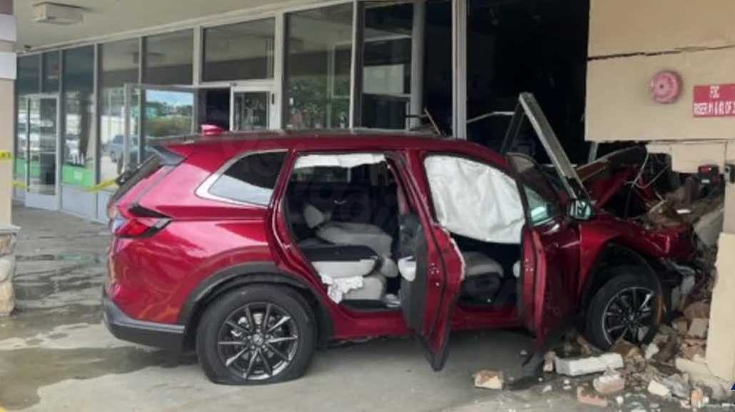 One person injured in Portsmouth building crash