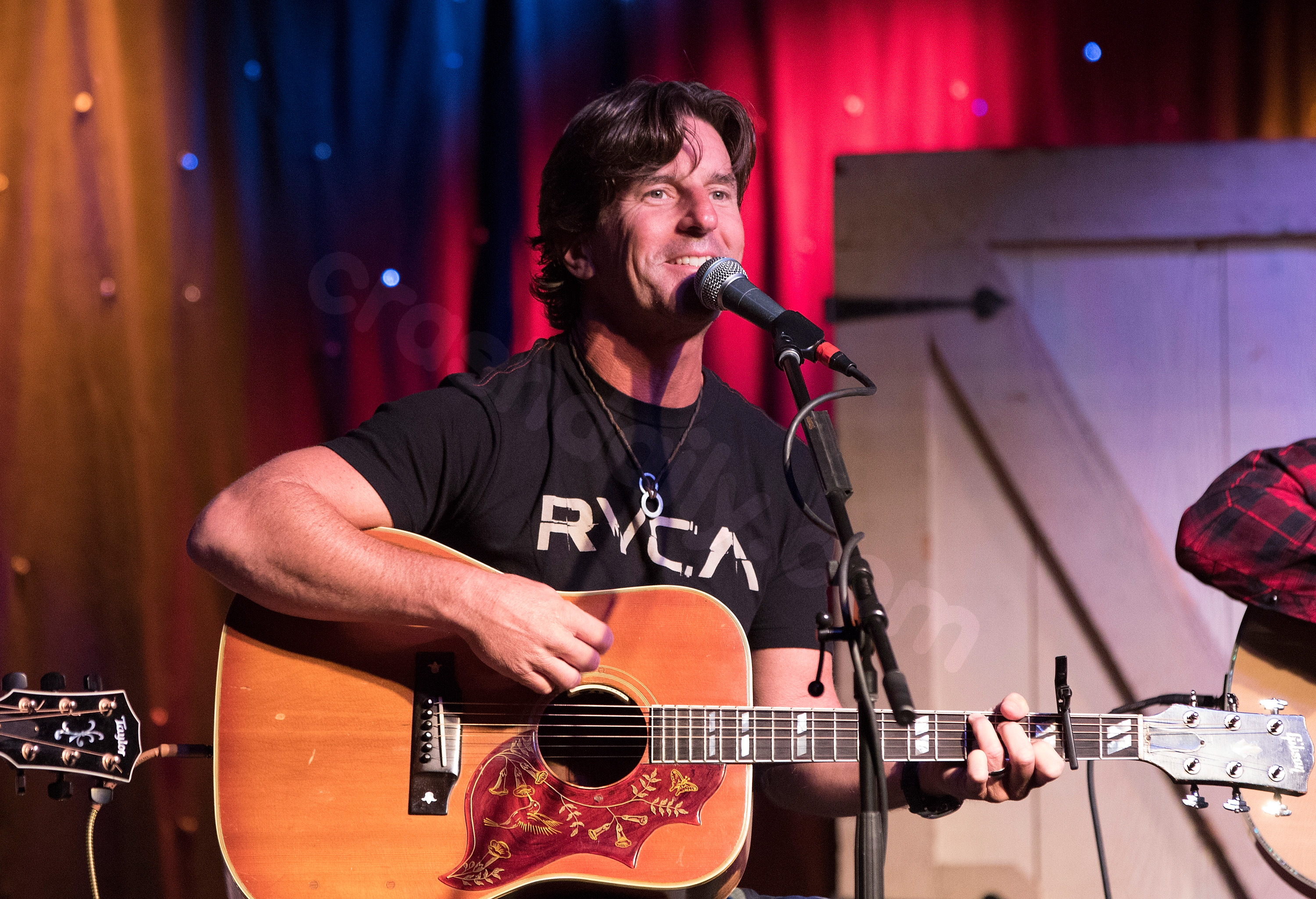 Death of songwriter Brett James in North Carolina plane accident