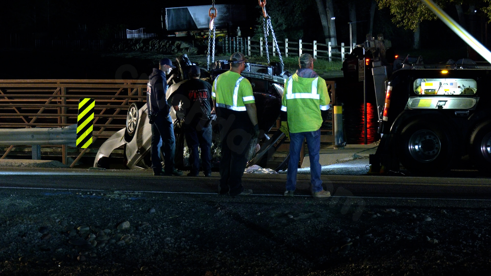 Investigation of deadly car accident in canal