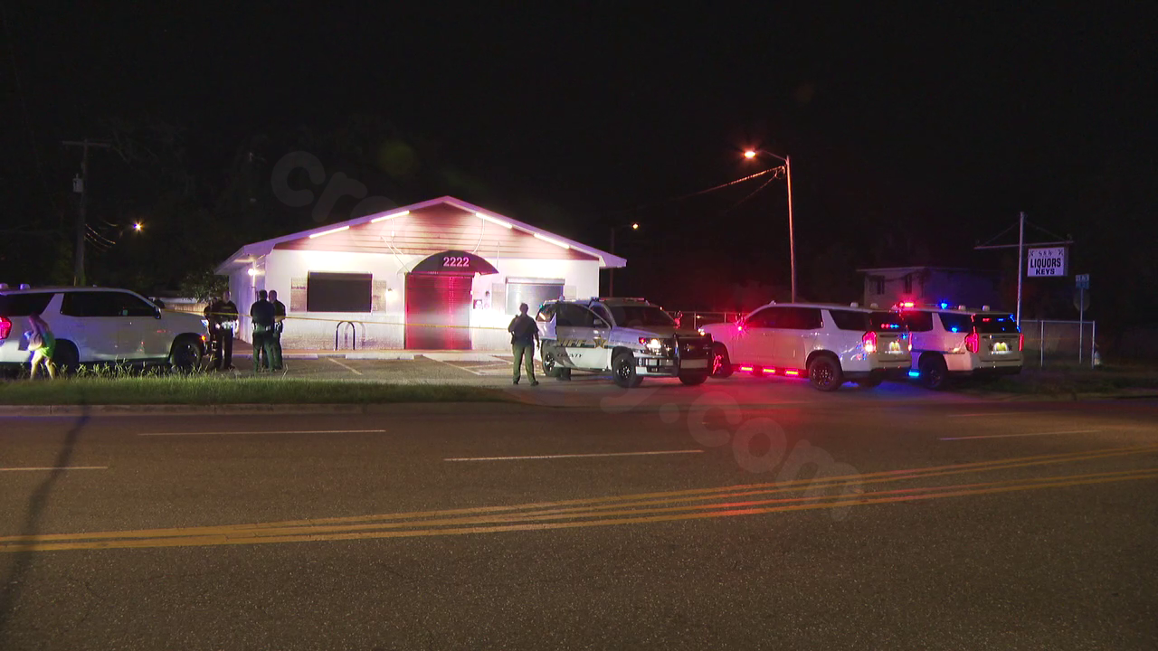 Police in Gulfport looking for driver in fatal crash