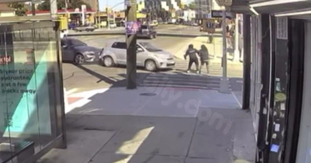 Fatal crash involving pedestrians in Queens